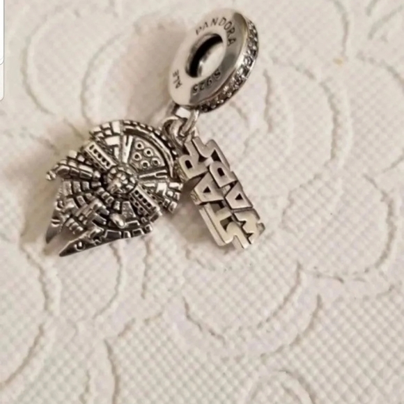 Millennium Falcon Charm by Pandora – Star Wars - Picture 7 of 7